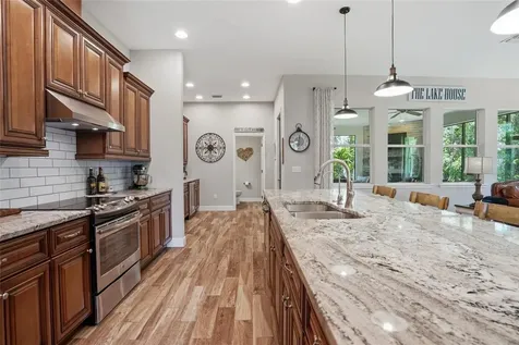 16622 Lakeshore Road Tampa FL 33624