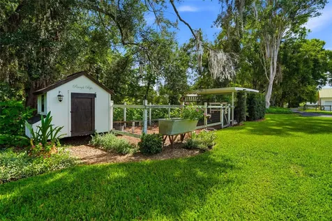 16622 Lakeshore Road Tampa FL 33624