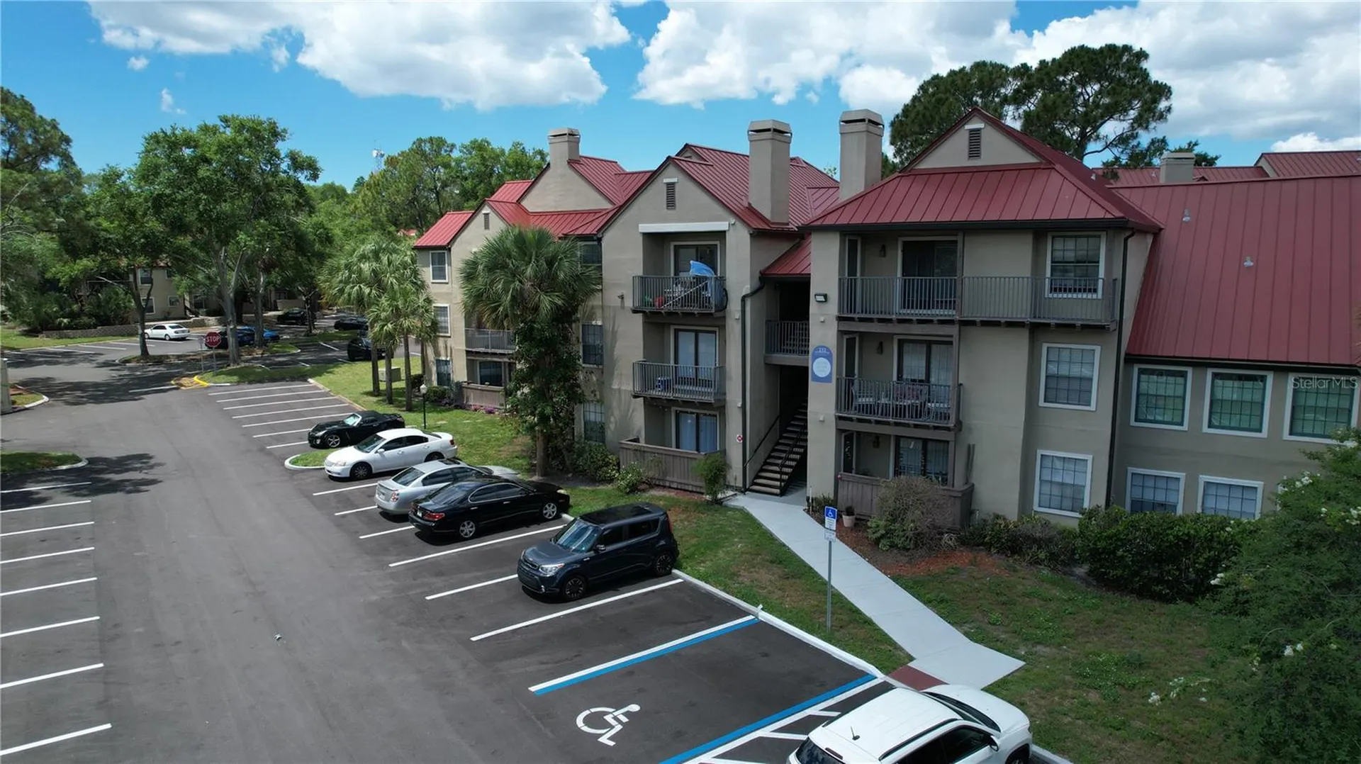 216 Afton Square Altamonte Springs FL 32714