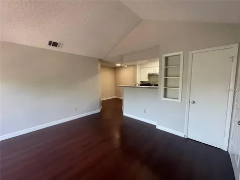 216 Afton Square Altamonte Springs FL 32714