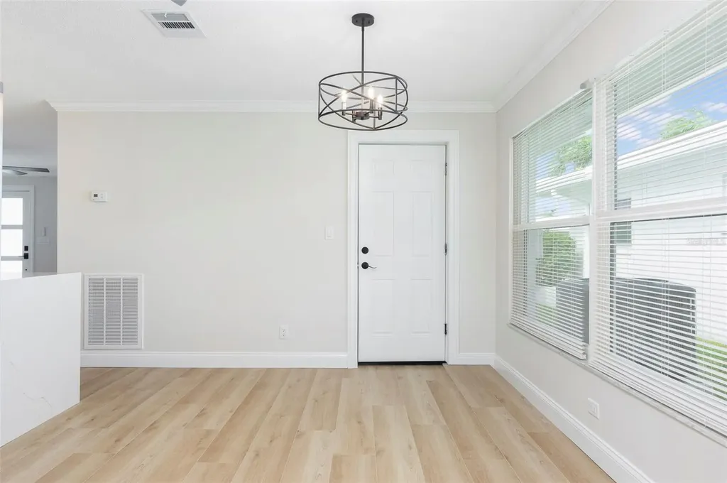 4034 Mainlands Boulevard N Pinellas Park FL 33782