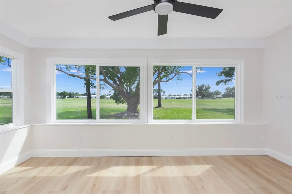 4034 Mainlands Boulevard N Pinellas Park FL 33782