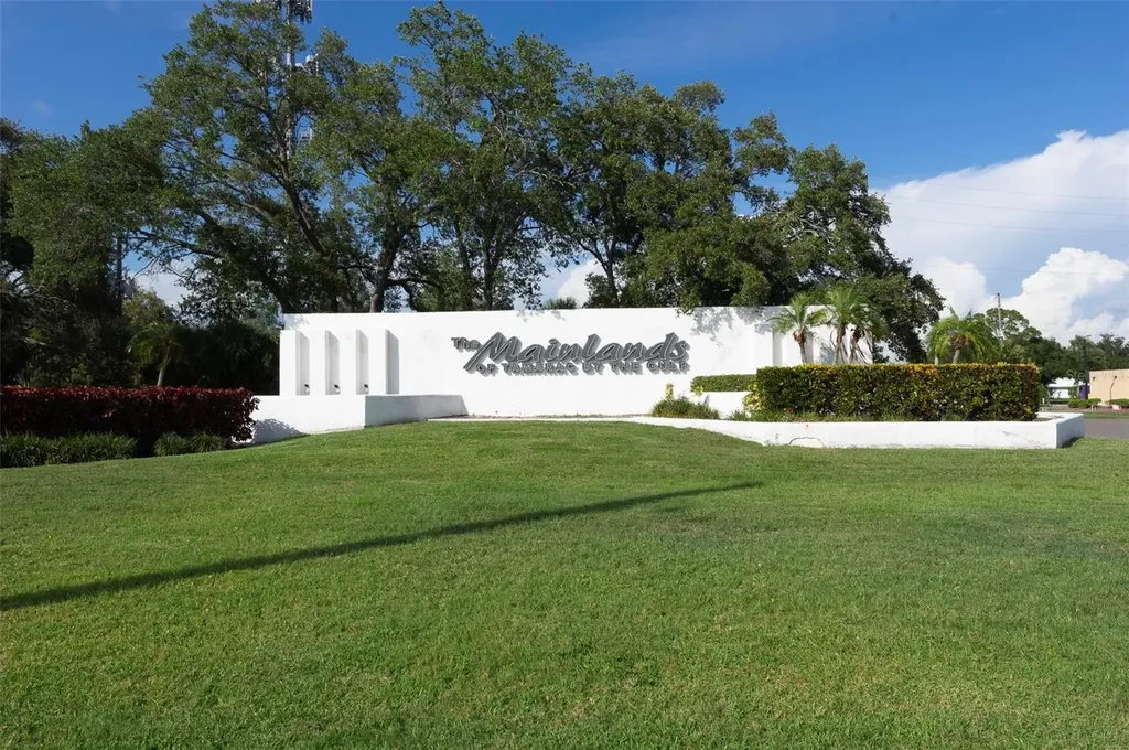 4034 Mainlands Boulevard N Pinellas Park FL 33782