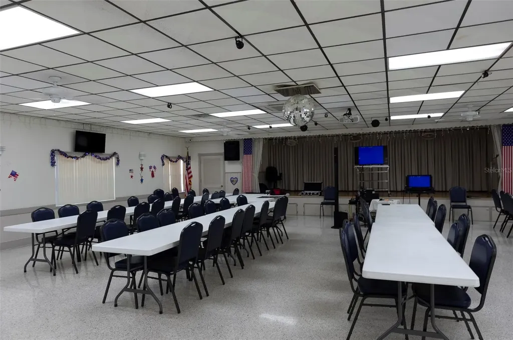 4034 Mainlands Boulevard N Pinellas Park FL 33782