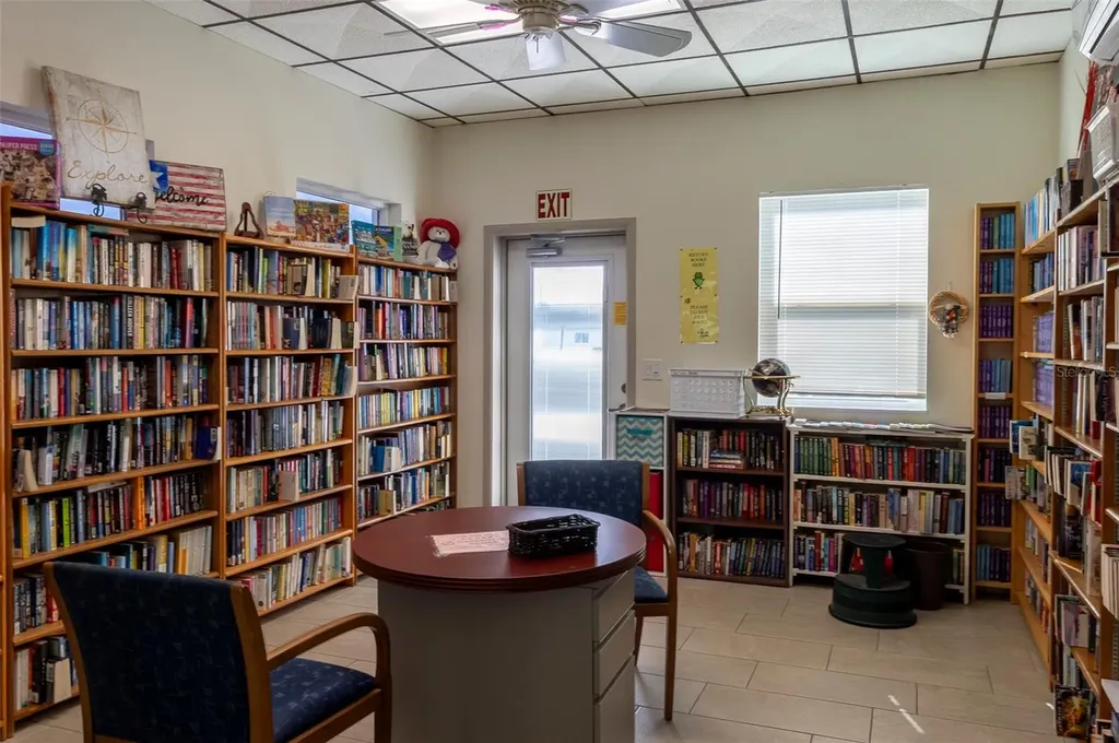 4034 Mainlands Boulevard N Pinellas Park FL 33782