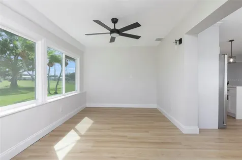 4034 Mainlands Boulevard N Pinellas Park FL 33782