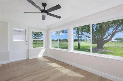 4034 Mainlands Boulevard N Pinellas Park FL 33782