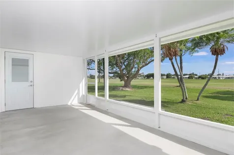 4034 Mainlands Boulevard N Pinellas Park FL 33782