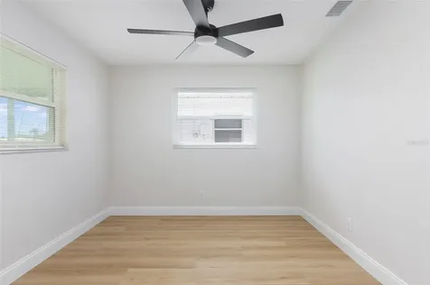 4034 Mainlands Boulevard N Pinellas Park FL 33782