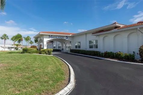 4034 Mainlands Boulevard N Pinellas Park FL 33782