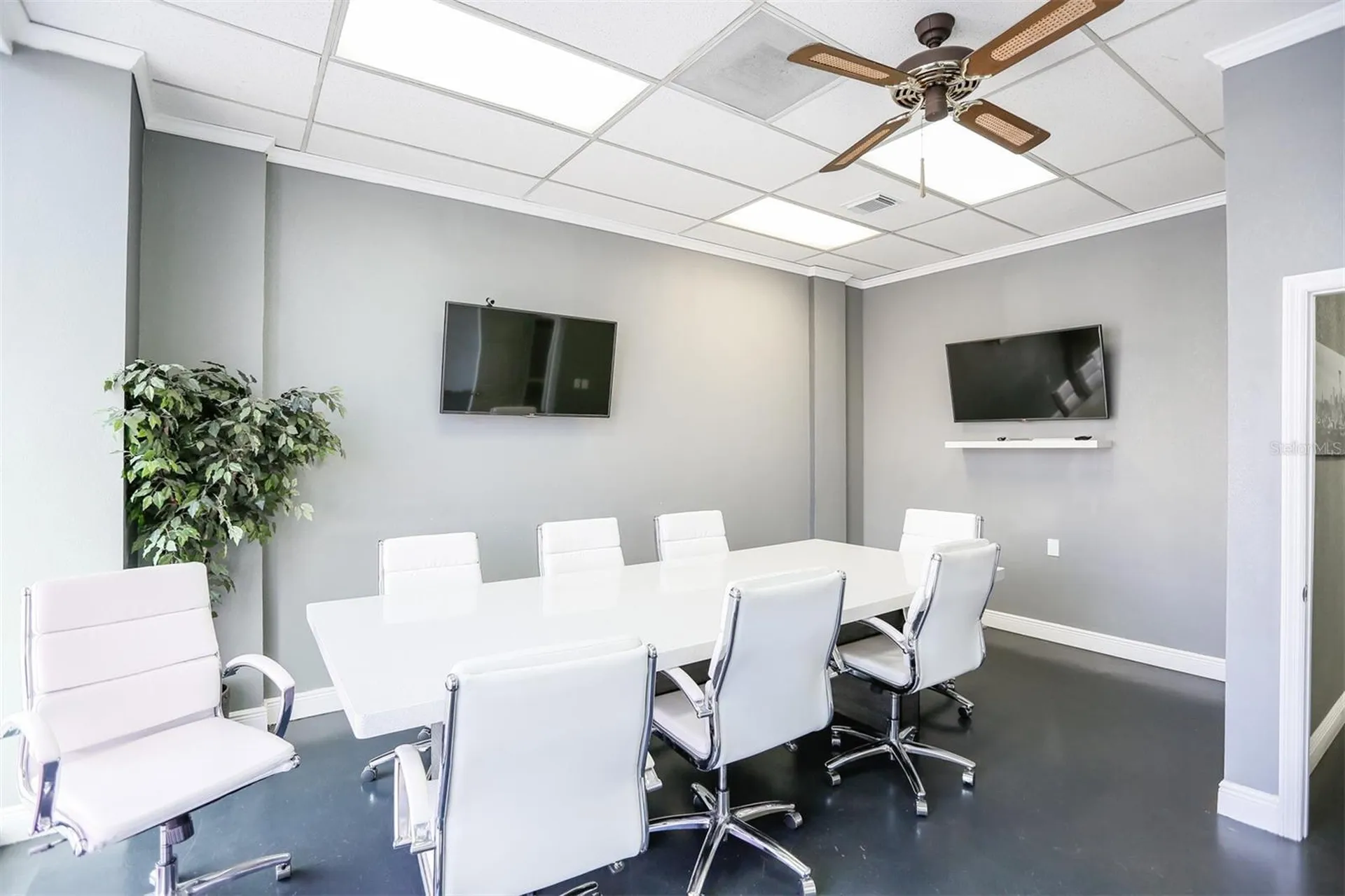 4907 N Florida Avenue Tampa FL 33603