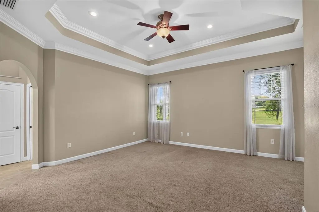 5704 Lake Victoria Drive Lakeland FL 33813