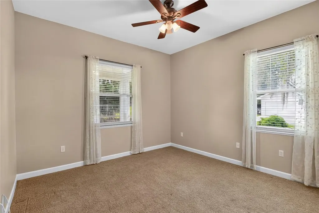 5704 Lake Victoria Drive Lakeland FL 33813