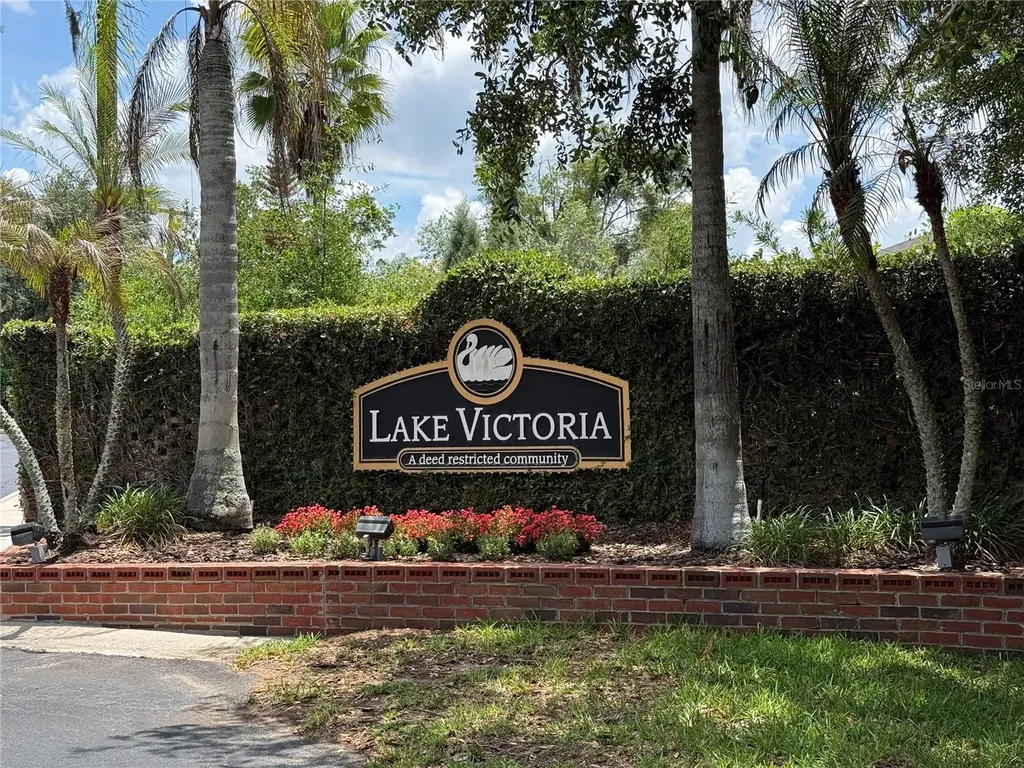 5704 Lake Victoria Drive Lakeland FL 33813