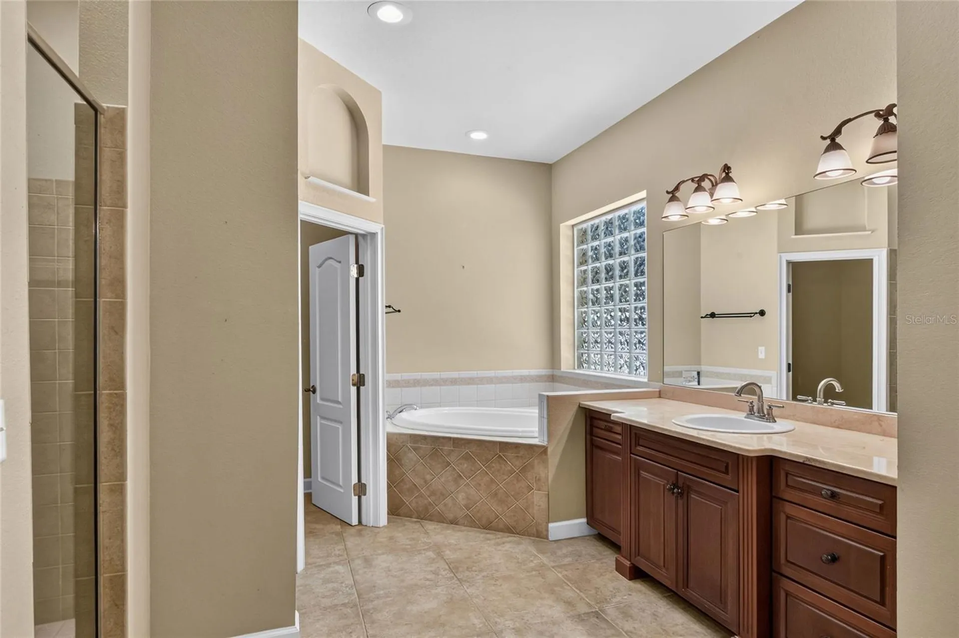 5704 Lake Victoria Drive Lakeland FL 33813