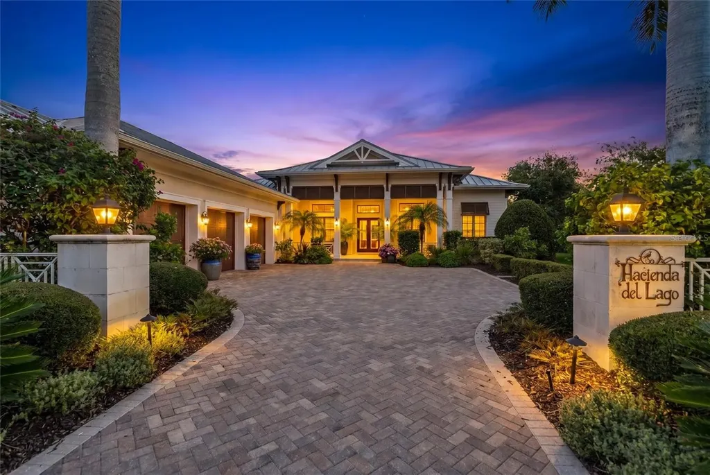 16023 Topsail Terrace Lakewood Ranch FL 34202