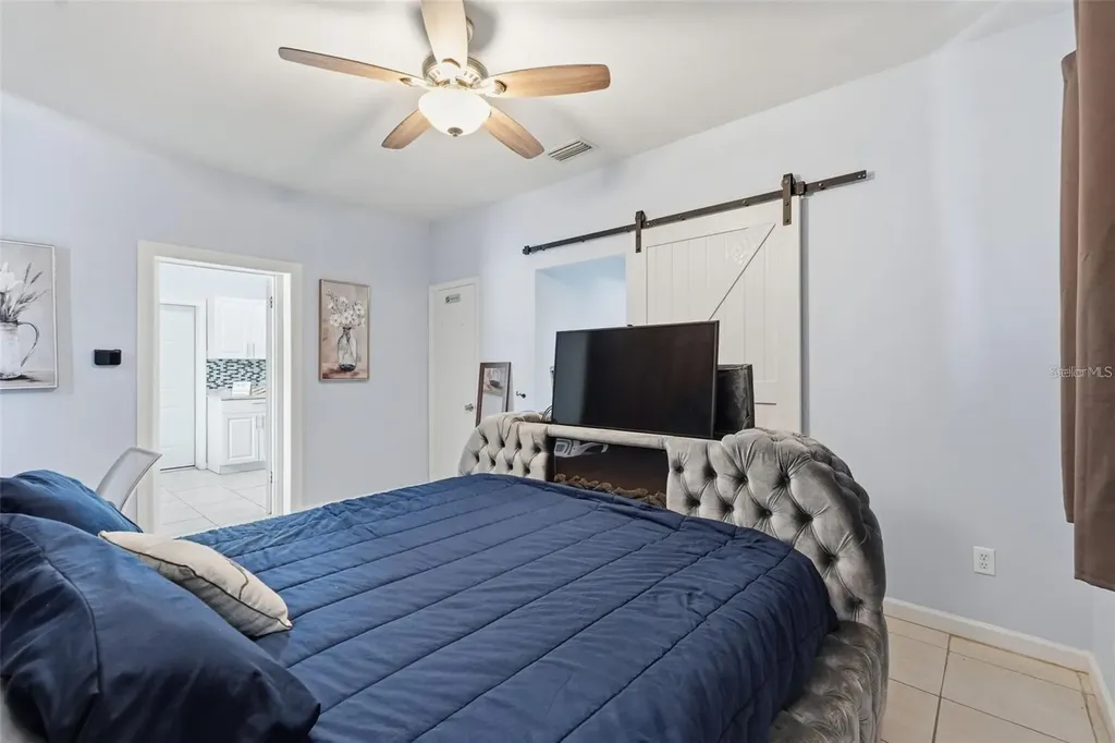 10107 N Aster Avenue Tampa FL 33612