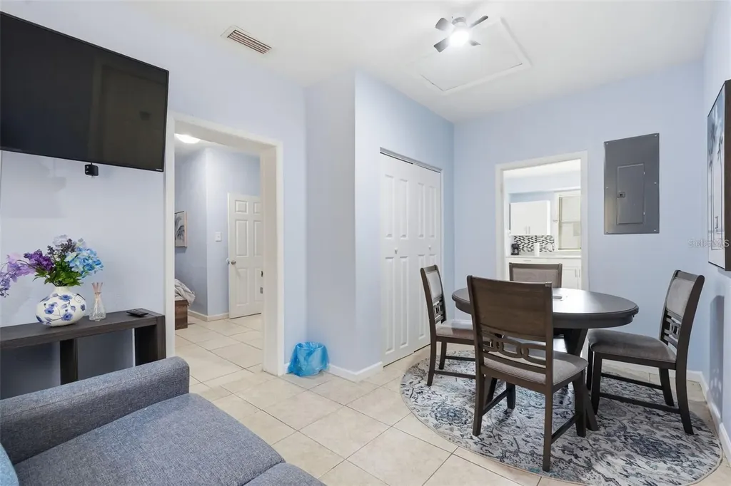 10107 N Aster Avenue Tampa FL 33612