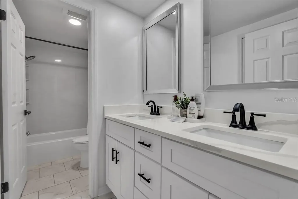 14389 83rd Place Seminole FL 33776