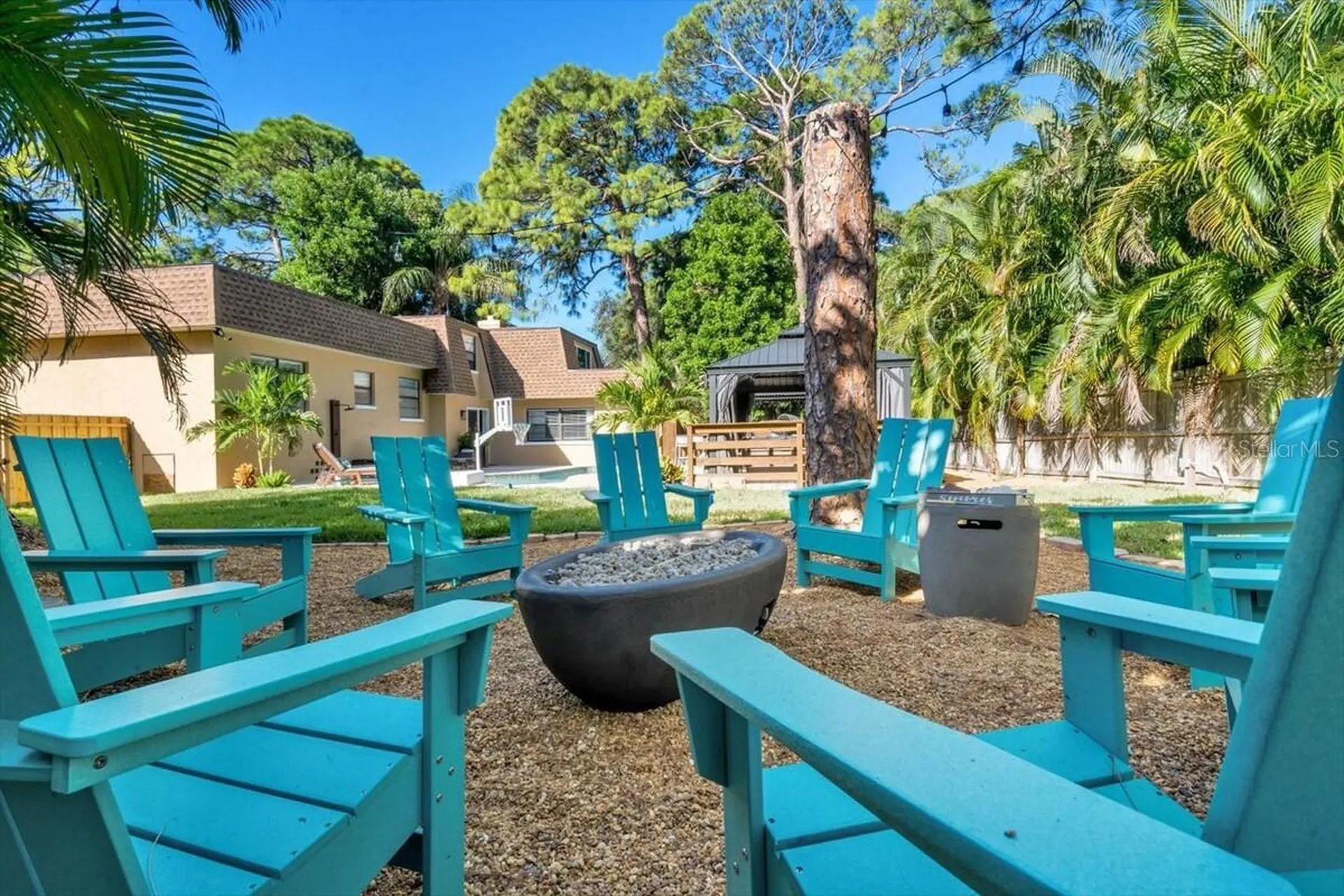 14389 83rd Place Seminole FL 33776
