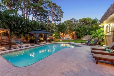 14389 83rd Place Seminole FL 33776