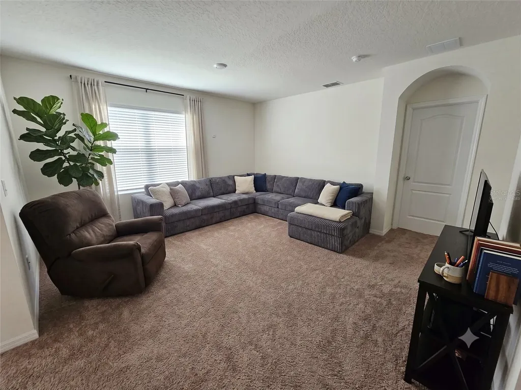 231 Willow Bend Drive Davenport FL 33897