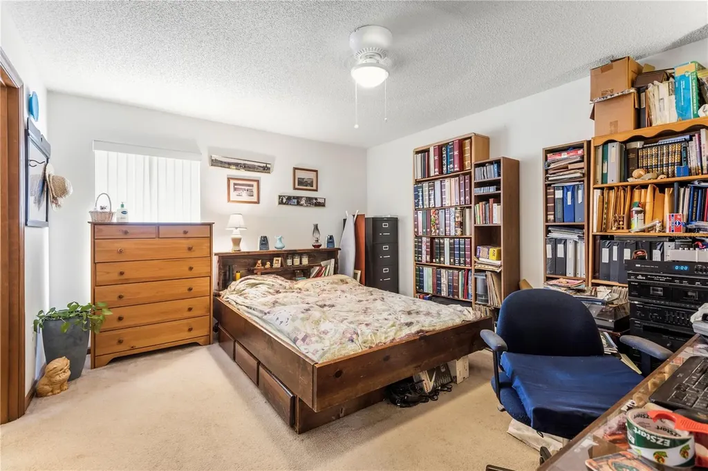 6937 42nd Court E Sarasota FL 34243