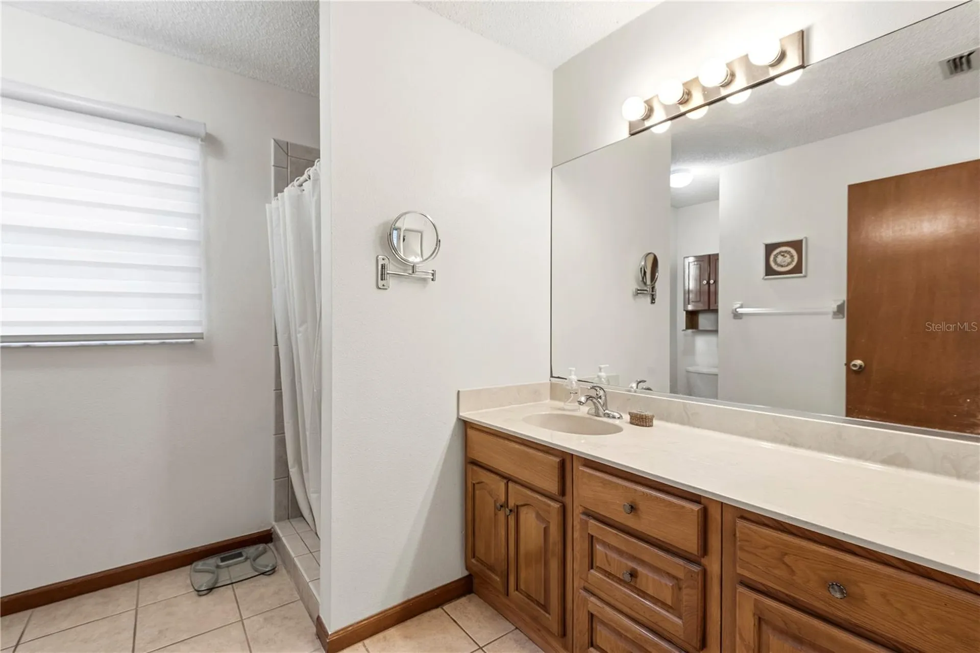 6937 42nd Court E Sarasota FL 34243