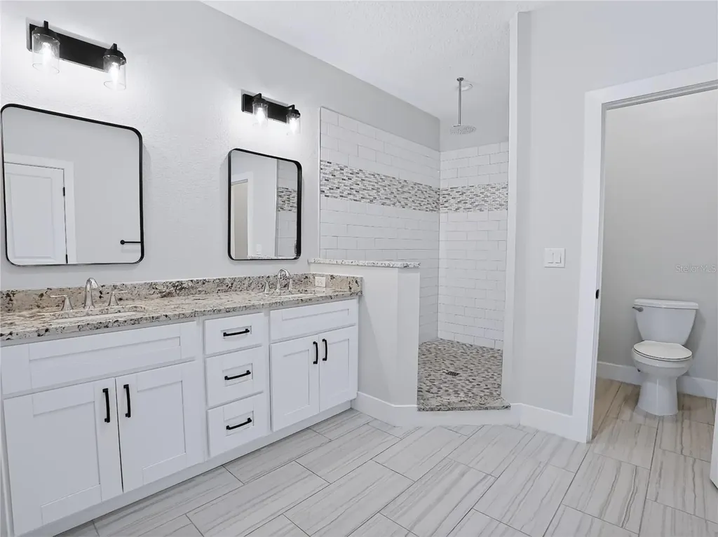 2233 E Kaley Avenue Orlando FL 32806