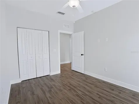 2233 E Kaley Avenue Orlando FL 32806