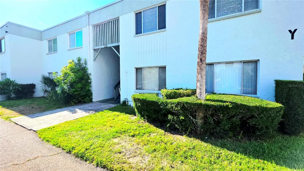 851 N Keene Road Clearwater FL 33755