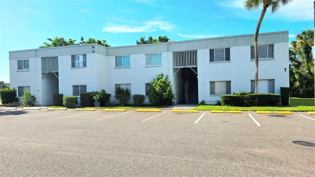 851 N Keene Road Clearwater FL 33755