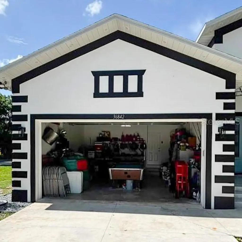 36842 Center Avenue Dade City FL 33525