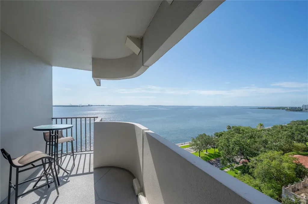 4141 Bayshore Boulevard Tampa FL 33611