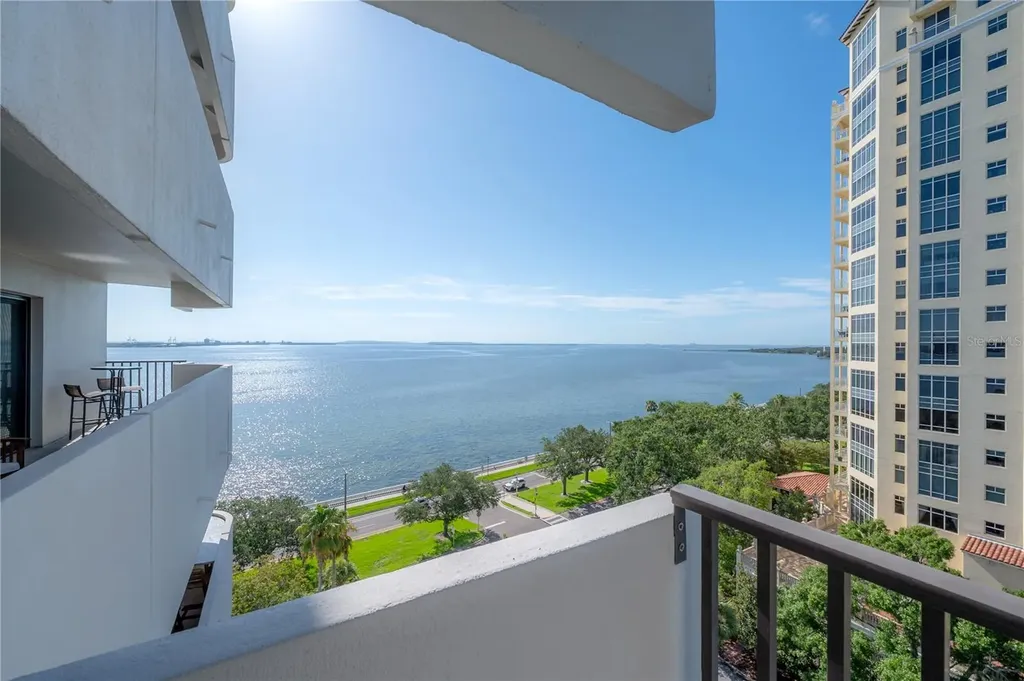 4141 Bayshore Boulevard Tampa FL 33611