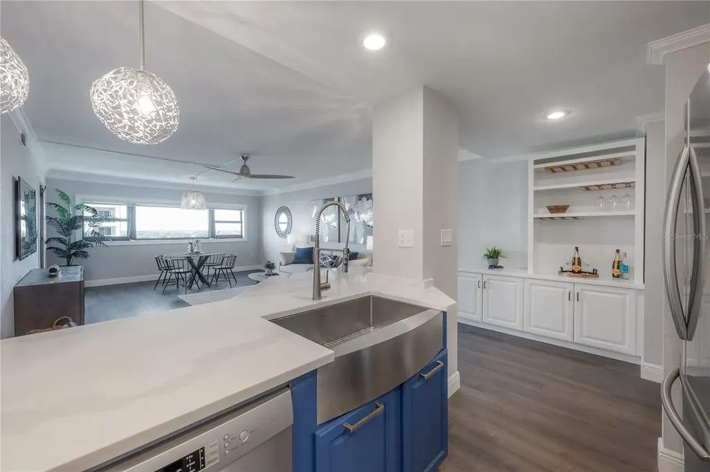 4141 Bayshore Boulevard Tampa FL 33611