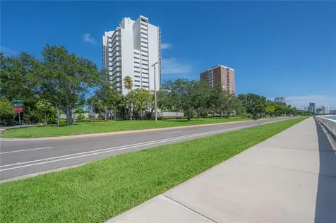 4141 Bayshore Boulevard Tampa FL 33611