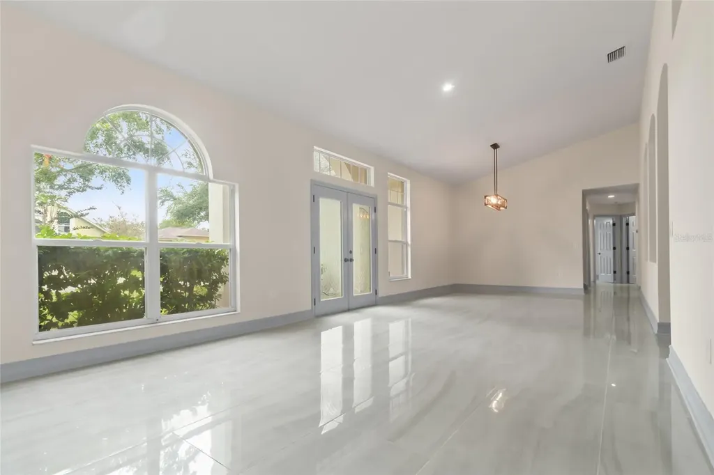 10217 Timberland Point Drive Tampa FL 33647