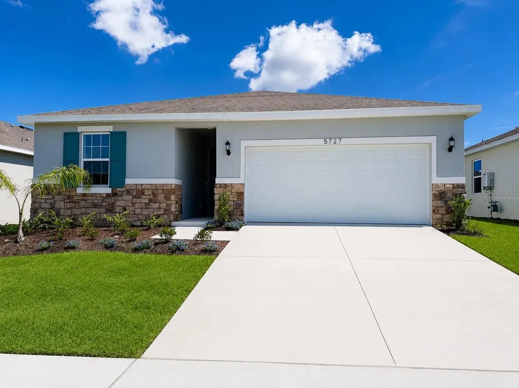 5727 Hiawassee Road Okahumpka FL 34762