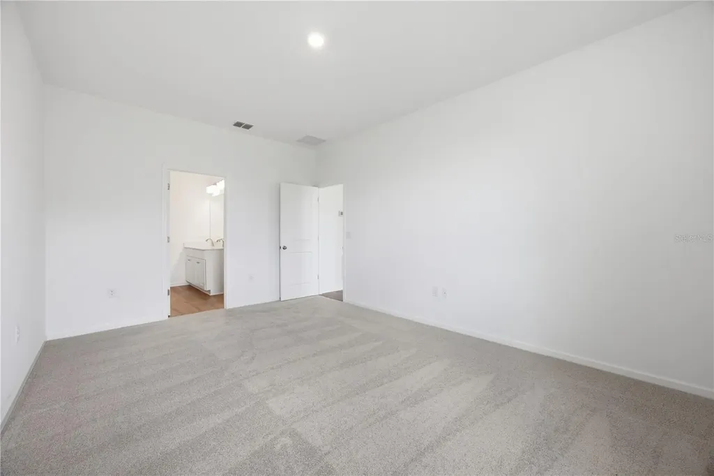 5727 Hiawassee Road Okahumpka FL 34762