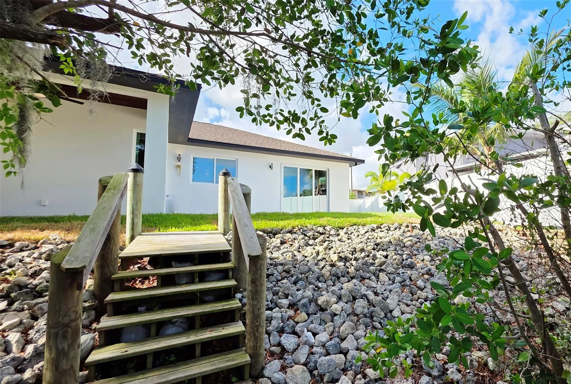 3017 Pine Street Bradenton FL 34208