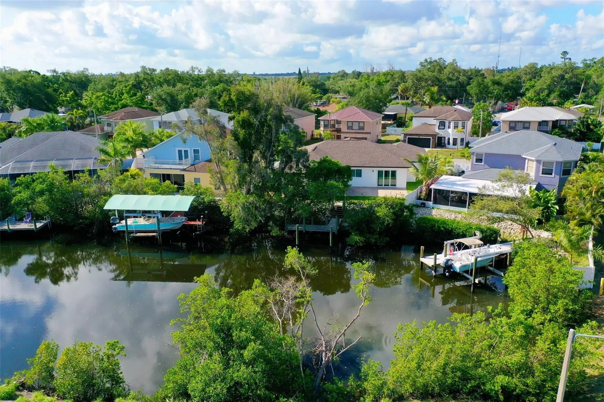 3017 Pine Street Bradenton FL 34208