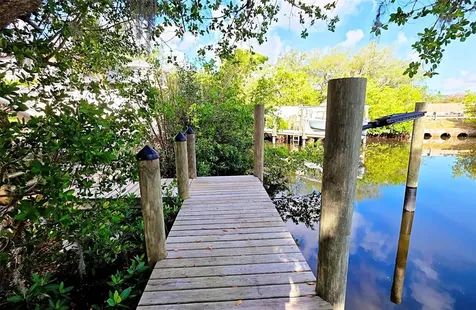 3017 Pine Street Bradenton FL 34208