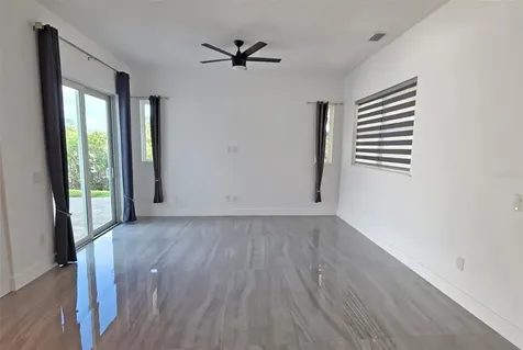 3017 Pine Street Bradenton FL 34208