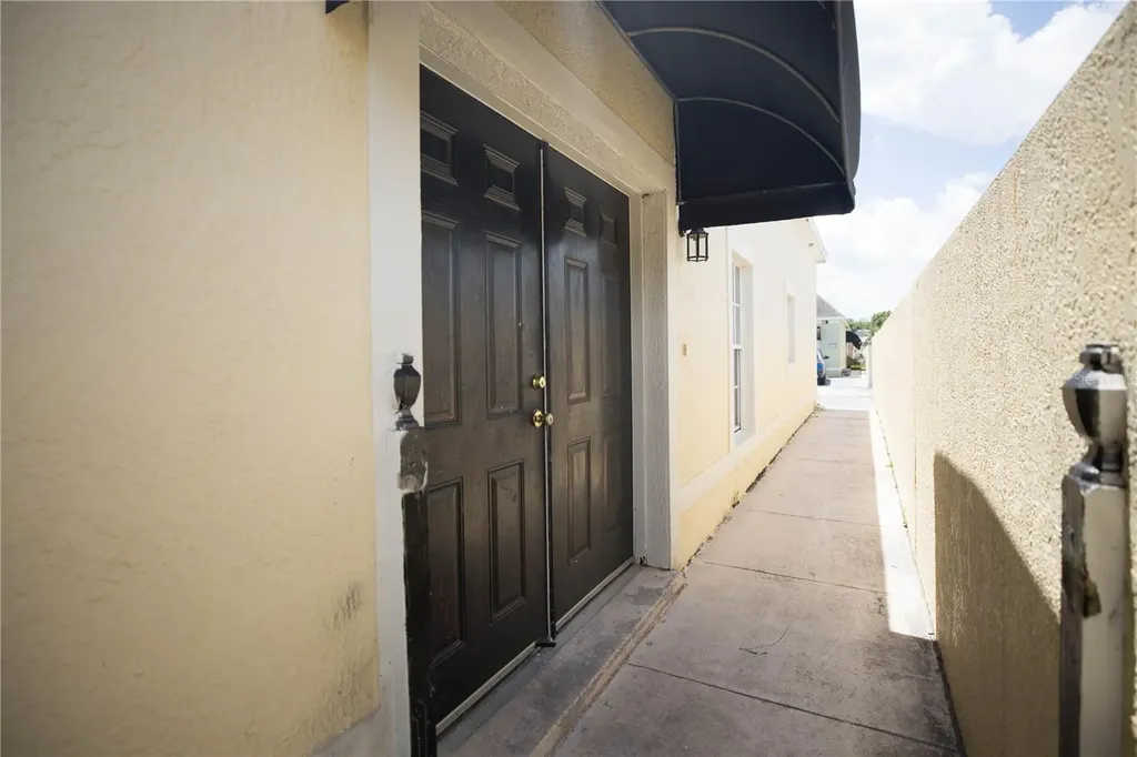 1055 Universal Rest Place Kissimmee FL 34744