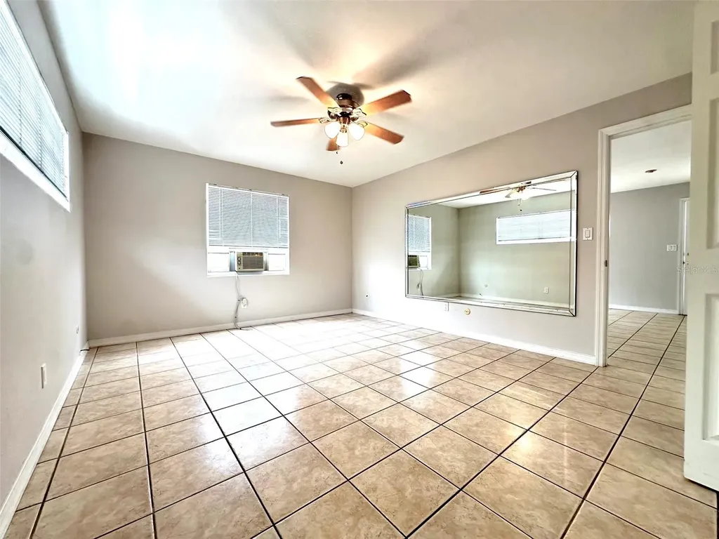 1458 Cleveland Street Clearwater FL 33755