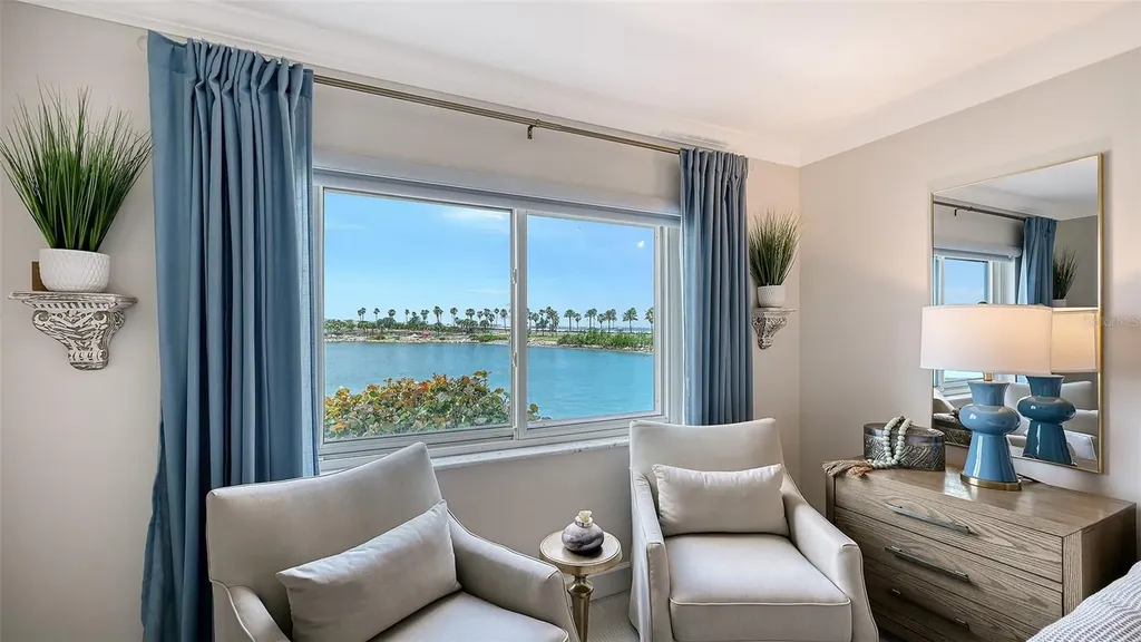 174 Golden Gate Point Sarasota FL 34236