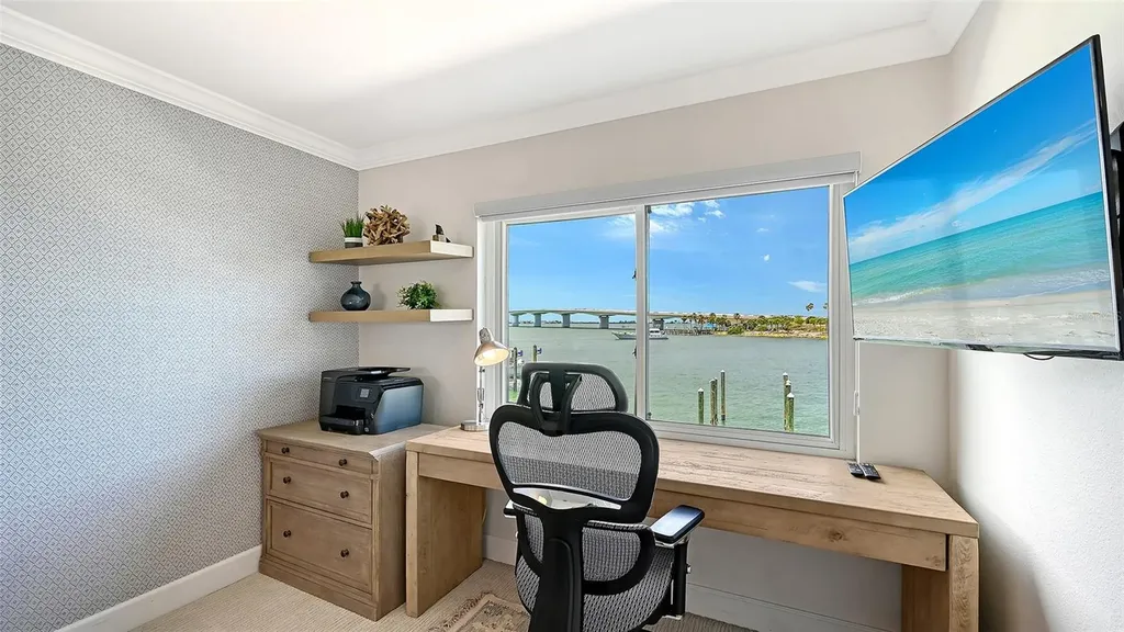 174 Golden Gate Point Sarasota FL 34236