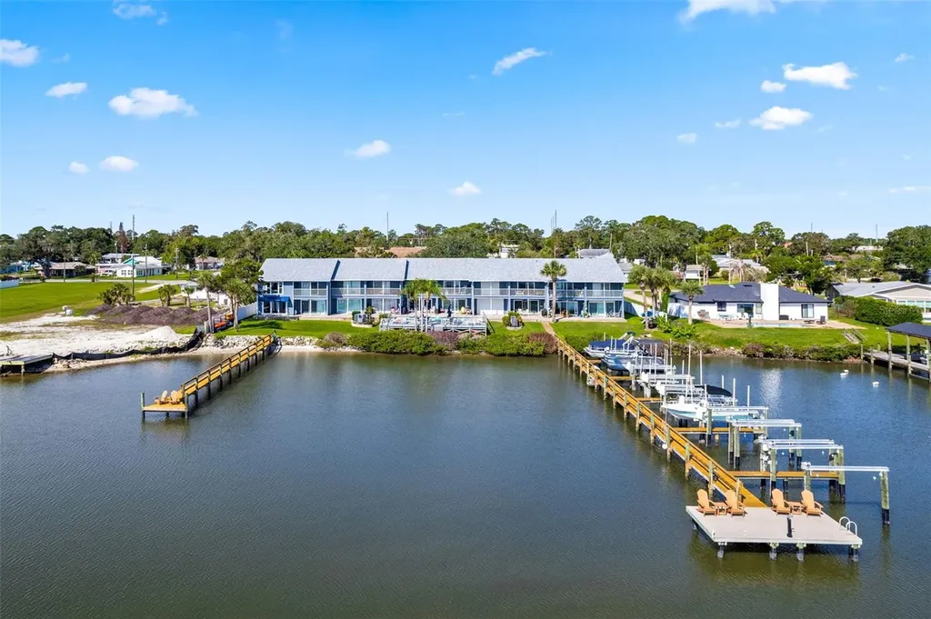 1909 S Riverside Drive Edgewater FL 32141