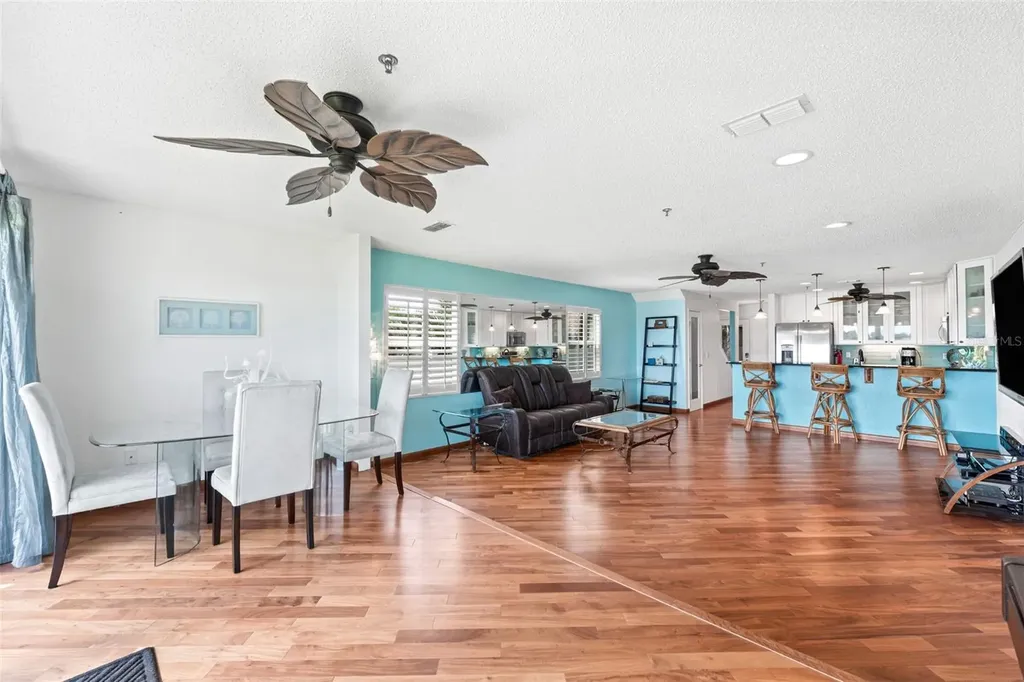 1909 S Riverside Drive Edgewater FL 32141